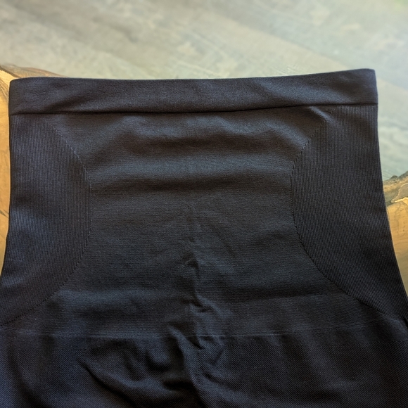 Shapermint High Waisted Snapping leggings - Picture 5 of 7